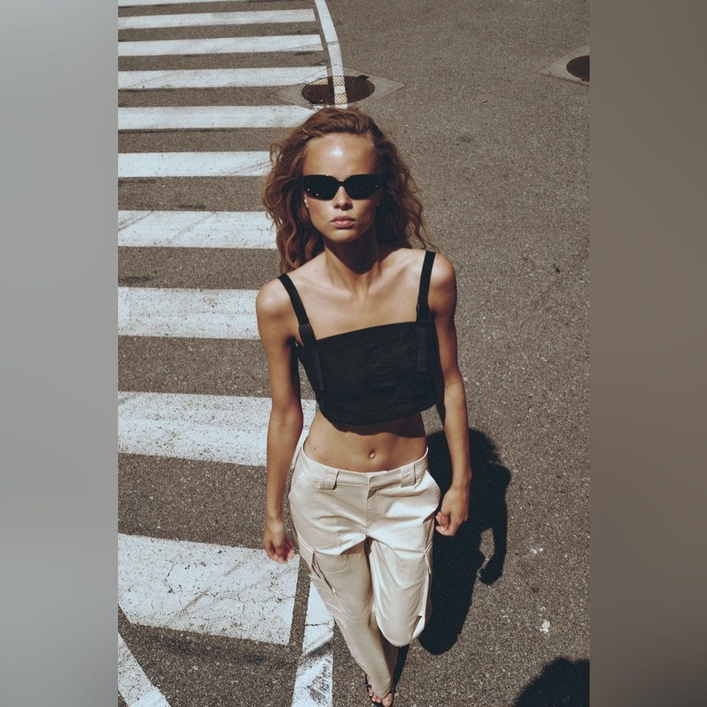 Zara women’s Black Cargo Crop Top NWT